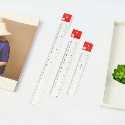 15 cm 20 cm 30 cm Rovné pravítko Průhledné plastové pravítko Pomůcky na kreslení Stolní doplňky Studentské psací potřeby Školní kancelářské potřeby