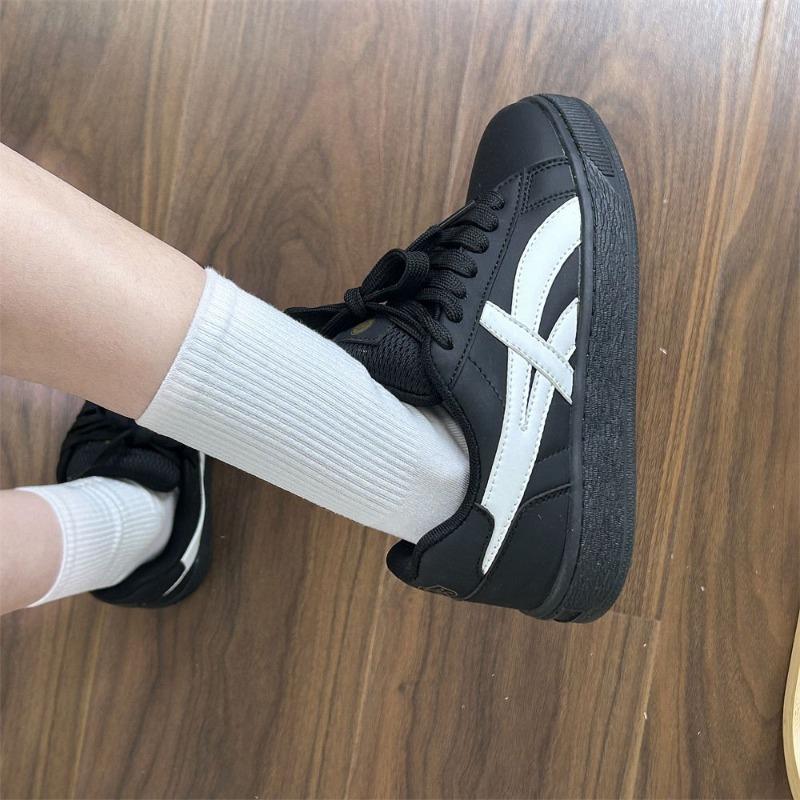Wind niche black bread shoes women's summer new trend fashion versatile casual sports board shoes