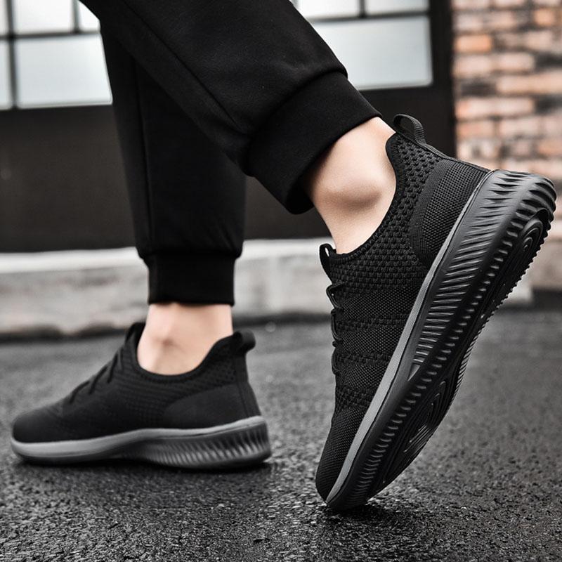 Men Running Shoes New Comfortable Sport Shoes Men Trend Lightweight Tennis Shoes Men Sneakers Breathable Zapatillas