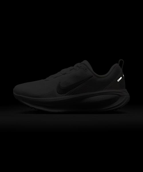 Nike Vomero 18 W - White:Photon Dust:Summit White:Metallic Silver [HM6804-104]