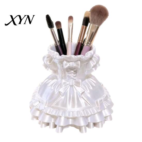 Teacher Gift Pen Holder 3D Printed Dress Shape Holder, Cute Desk Organizer Cup for Makeup Brushes Stationery, Creative Home Office Decor Small Item