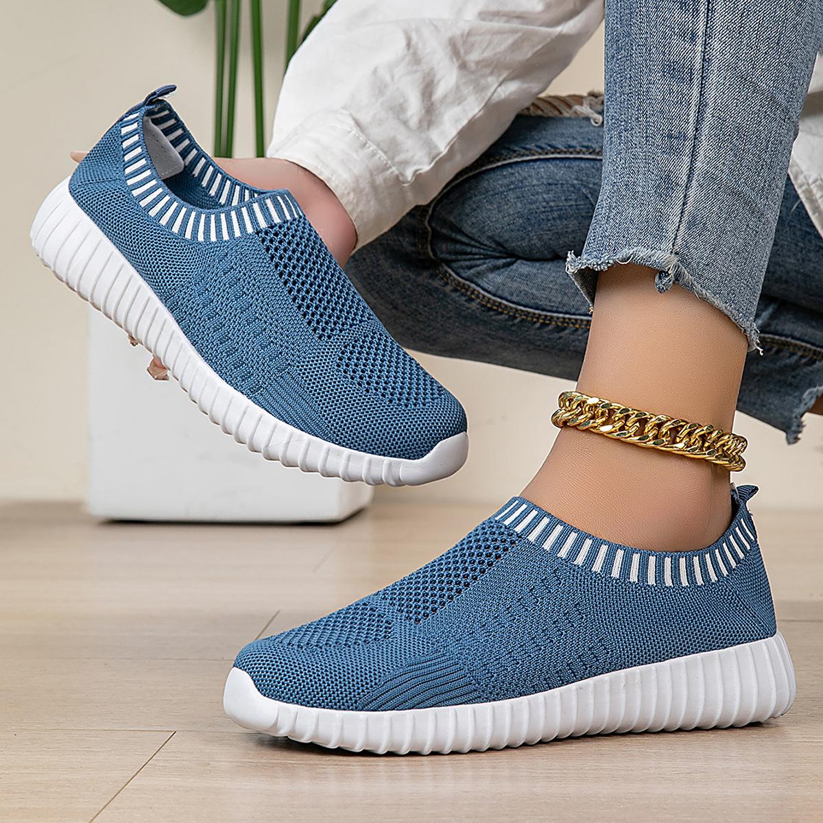 

2025 new spring large size casual sports shoes women s European and American round head flat bottom knitted mesh casual shoes 36 чёрный