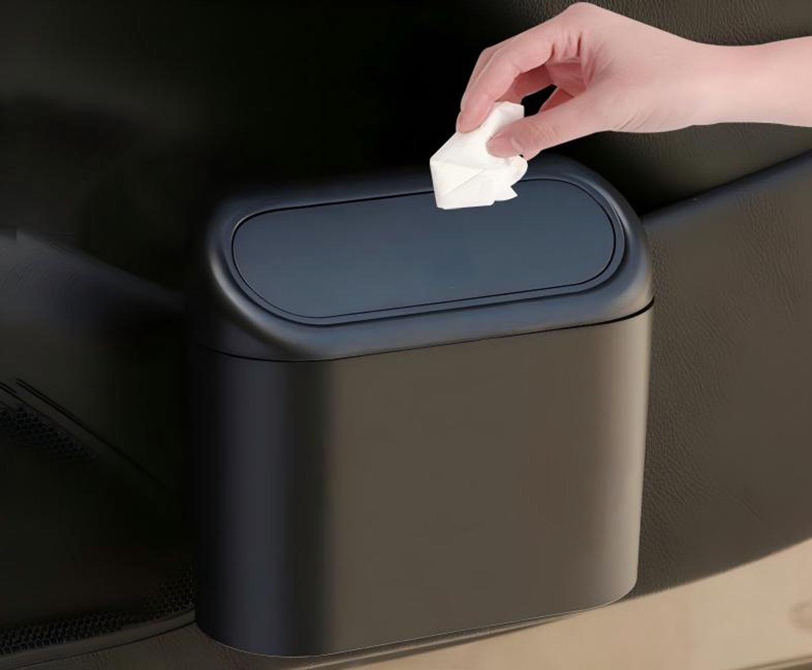 

Toyota Voxinoa ZWR80G/ZWR80W Model Year: January 2014 - H26.1 - Current), Car Trash , One Size чёрный