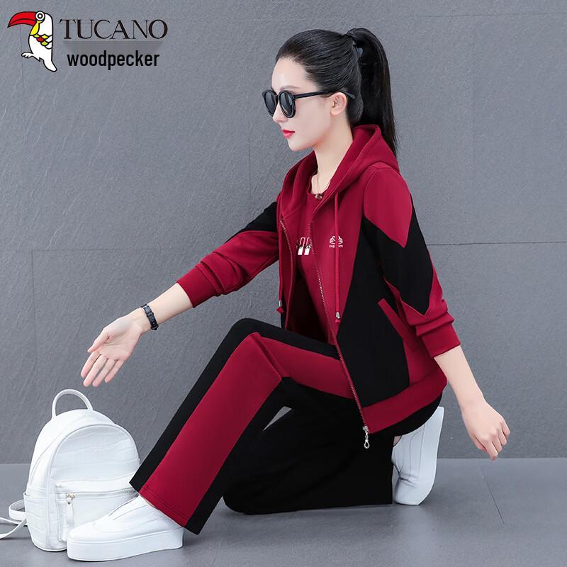 

Women s Plus Size Hooded Sweatshirt & T-shirt Sportswear Set