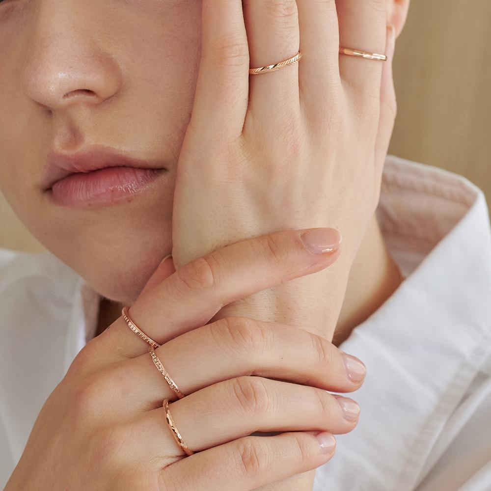 Loveenb [14K Gold] Daily Cutting Hollow Ring