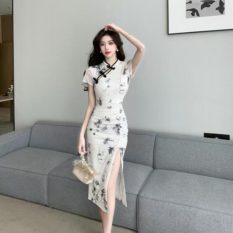 Chinese Retro Cheongsam Mid-Length Skirt - Slimming, High-Grade, Pleated, Hip-Wrapped Dress for Girls