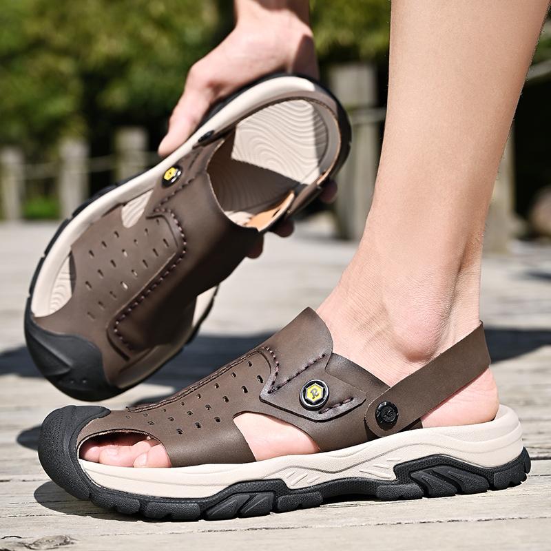 Fashion Mens Hollow Out Flats Leisure Driving Sandals  Anti-collision Toe Man Summer Slippers Wading Aqua Shoes Men Outdoor Sandals