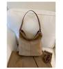 Retro Style Large Capacity Underarm Bag Women's 2025 New Trendy Fashion High Texture Shoulder Bag Korean Version Tote Bag
