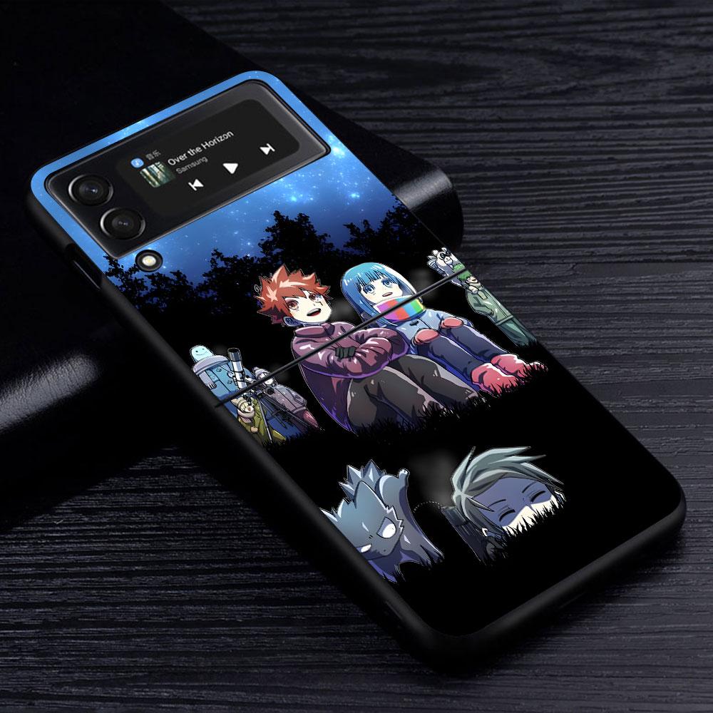Mission Yozakura Family Case for Samsung Galaxy Z Flip4 Flip3 5G PC Hard Cell Phone Shell Z Flip 4 3 Black Zflip4 Zflip3 Cover