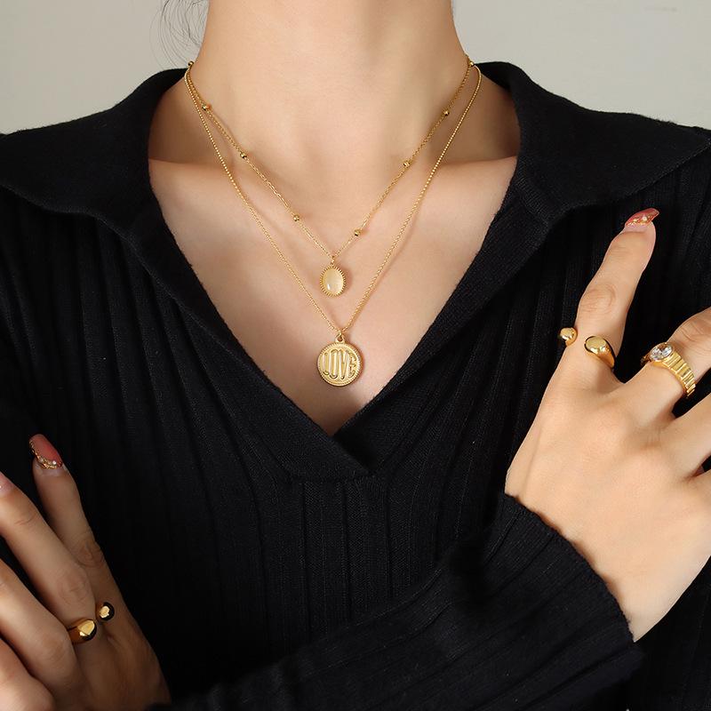 18K Gold-Plated LOVE Cat s Eye Quartz Pendant Necklace - European/American Retro Design