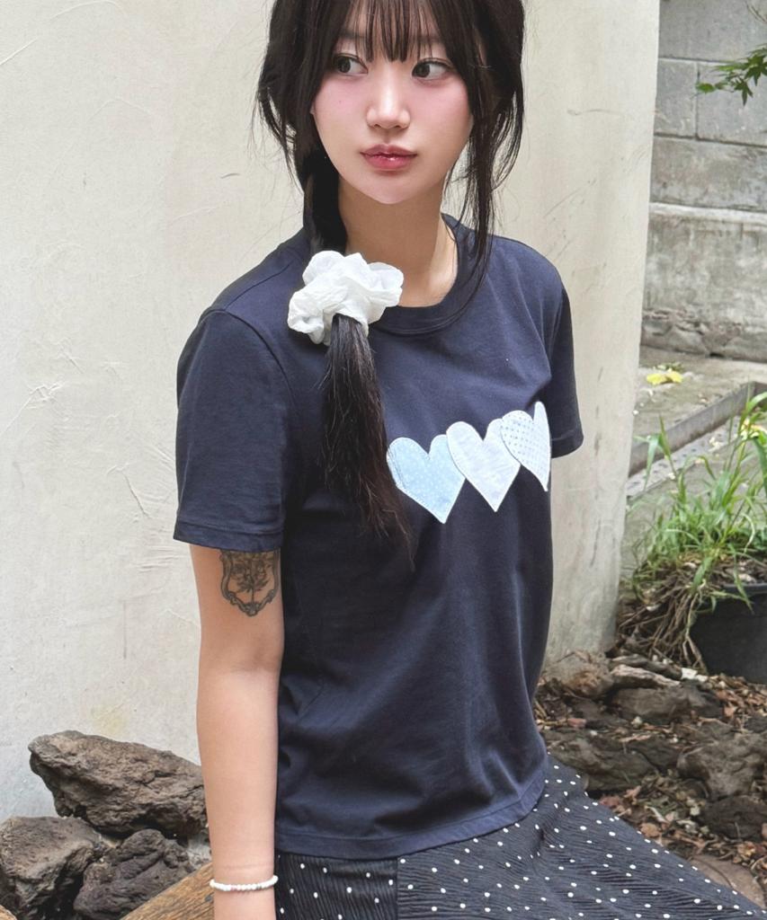 Loginaenloji Silver Dot Heart Patch Cotton T-Shirt Navy