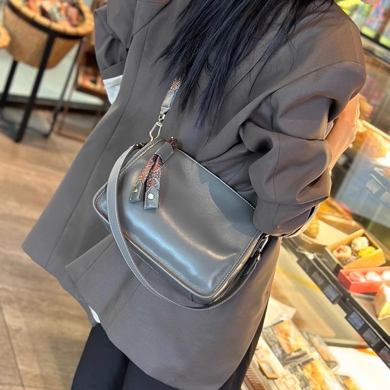 Genuine Leather Underarm Bag Women's Large Capacity Commuter All-in-one Soft Leather Broadband Vintage Casual Shoulder Crossbody Bag