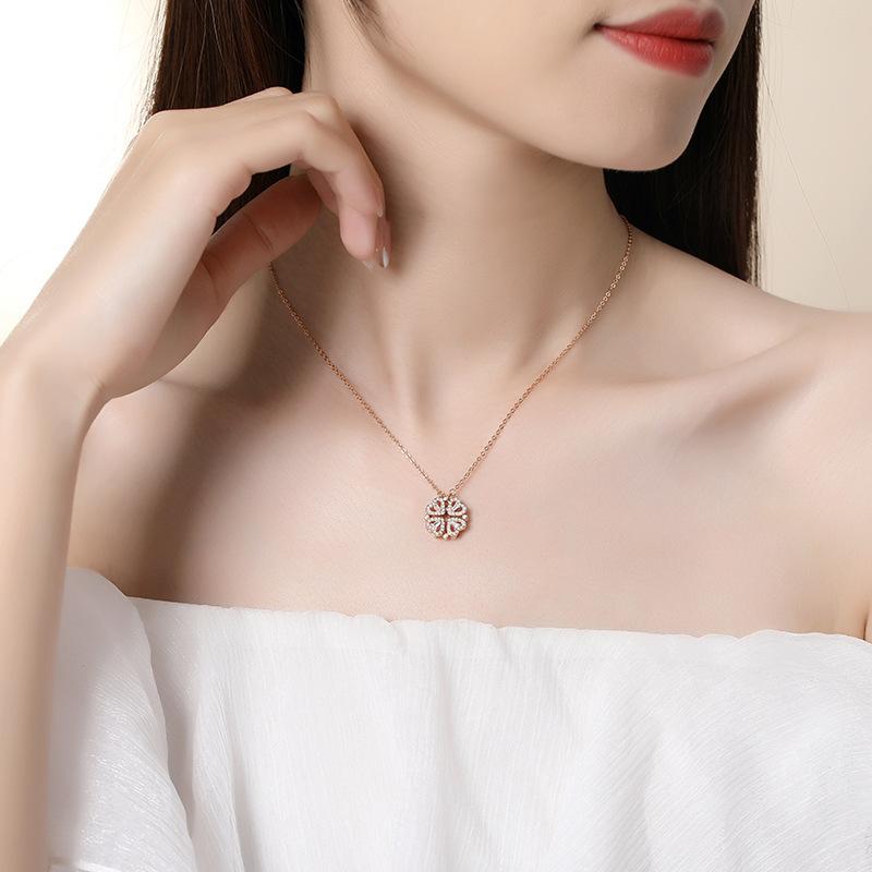Collier Cœur d'Amour Trèfle à Quatre Feuilles pour Femmes Chaîne de Clavicule Luxe Léger Niche Cadeau d'Anniversaire Saint-Valentin Qualité