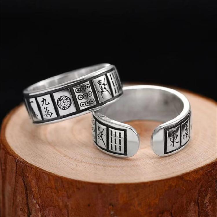 Fashionable Adjustable Poker Ring Vintage Hip Hop Unisex Jewelry Finegr Accessory for Gifting and Daily Wear