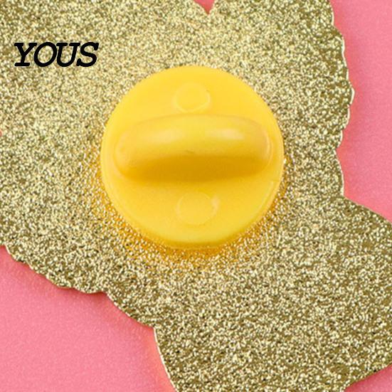Cute Decorative Accessories Little Angel Brooch Pin for Women, Guardian Holding Heart Lapel Clothes Bag Hat Embellishments with Wings, Clothing