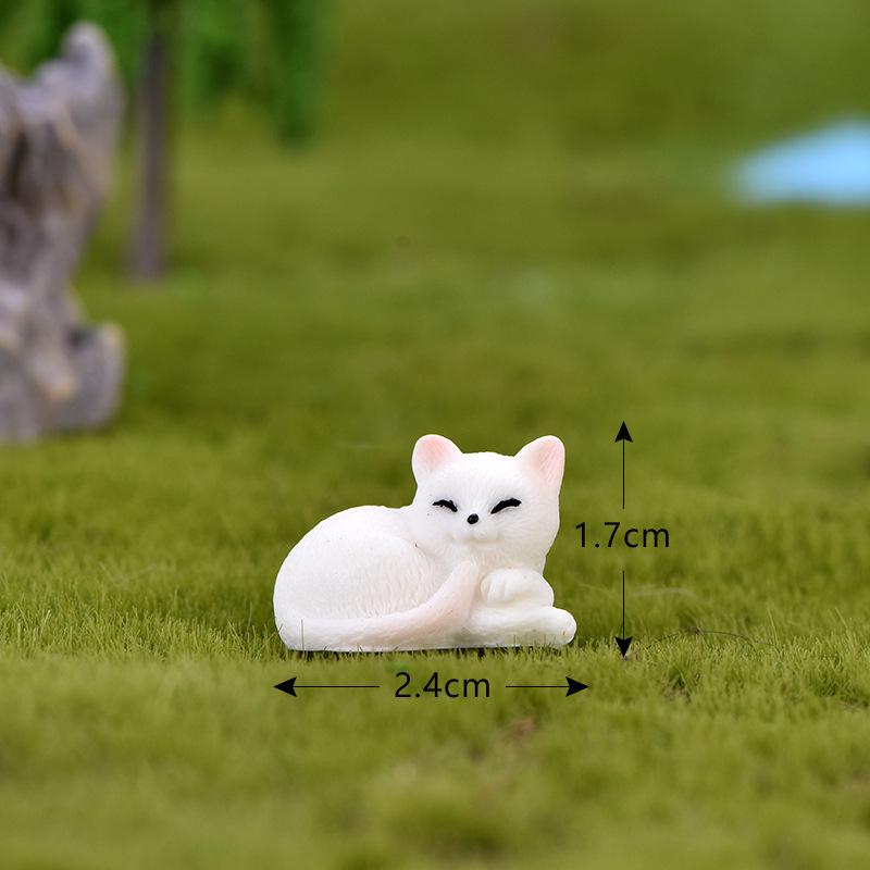 Miniature DIY Building Model: Moss, Micro Landscape Ornaments, Resin Animal & Plant Figures