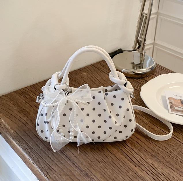 Korean Retro Polka Dot Handbag Pleated Stylish Pillow Bag Pearl Mesh Bow Charm Magnetic Closure Exquisite Compact Crossbody Bag