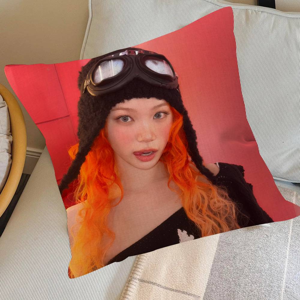 Singer C-Chaewon L-LesserafimS-S   Pillow Gifts Home Office Furnishings Bedroom Sofa Car Cushion Cover case 45x45cm