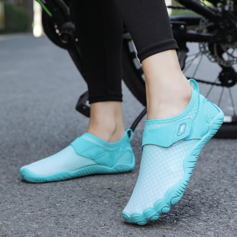 Women Water Sports Shoes Quick Dry Men's Aqua Shoes Barefoot Beach Walking Wading Shoes River Trekking Wading Sneakers