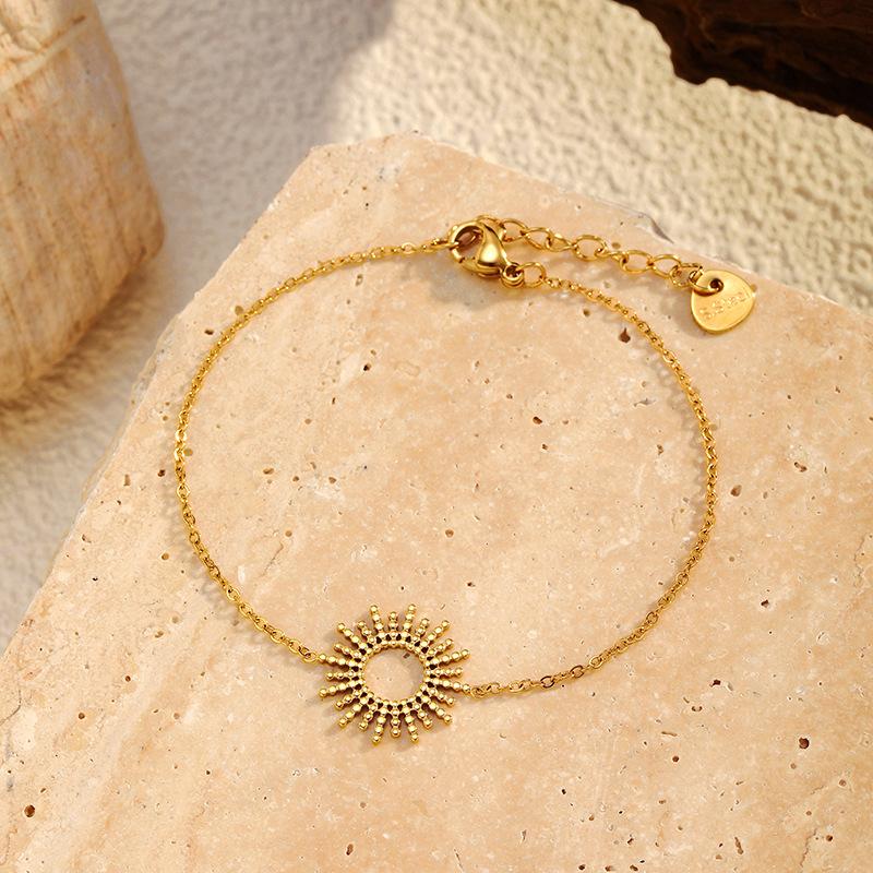 Europe and the United States Hot-selling Sunflower Series Niche Jewelry Accessories Fashion Necklace Bracelet K Series Light Luxury Women's Simple 