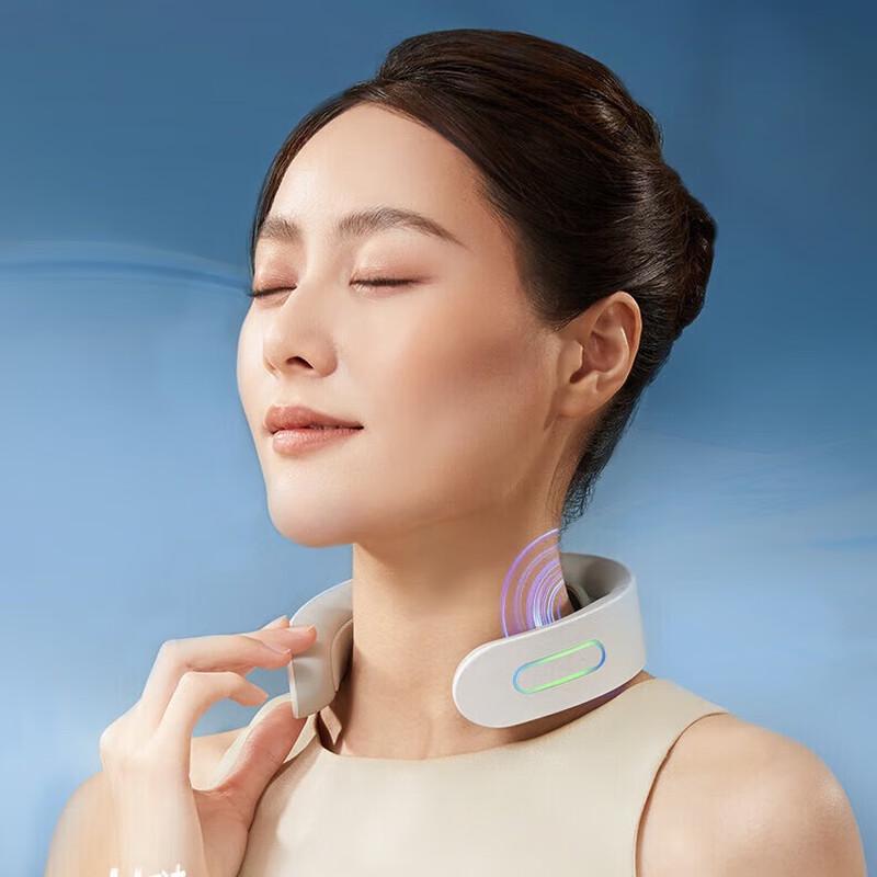 

Bear Smart Neck & Shoulder Massager with Heat and Pulse