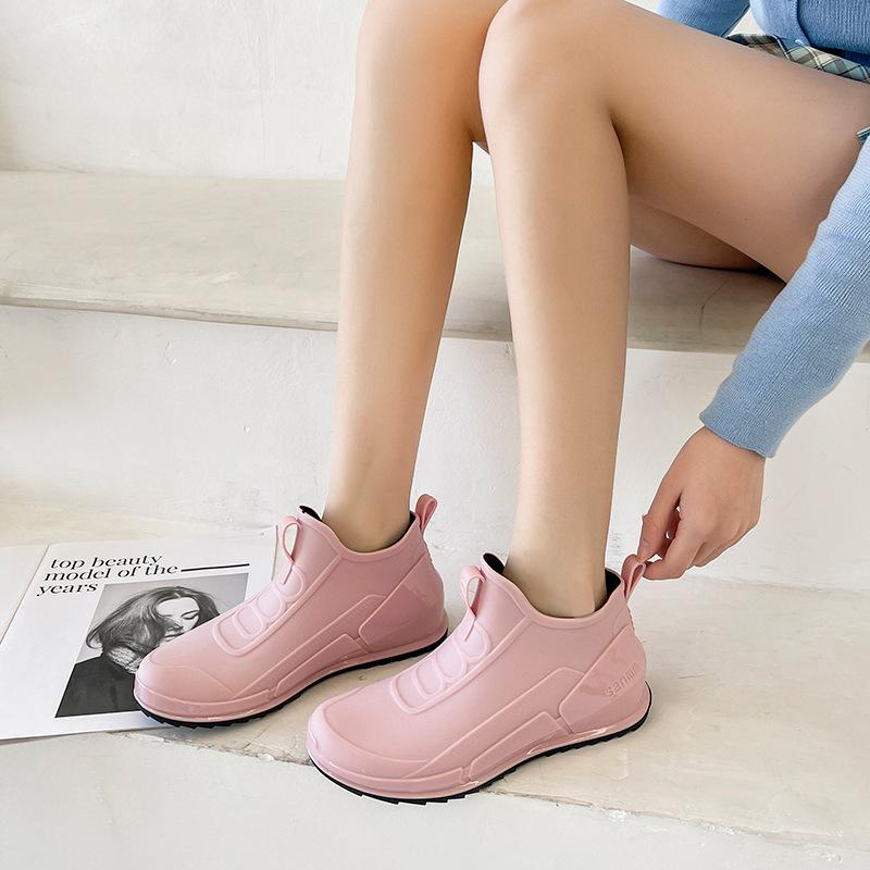 Short-tube Rain Boots for Women, Fashionable Outdoor Waterproof Rain Boots, Flat-soled Slimming Height-increasing Shoes, Rubber Shoes