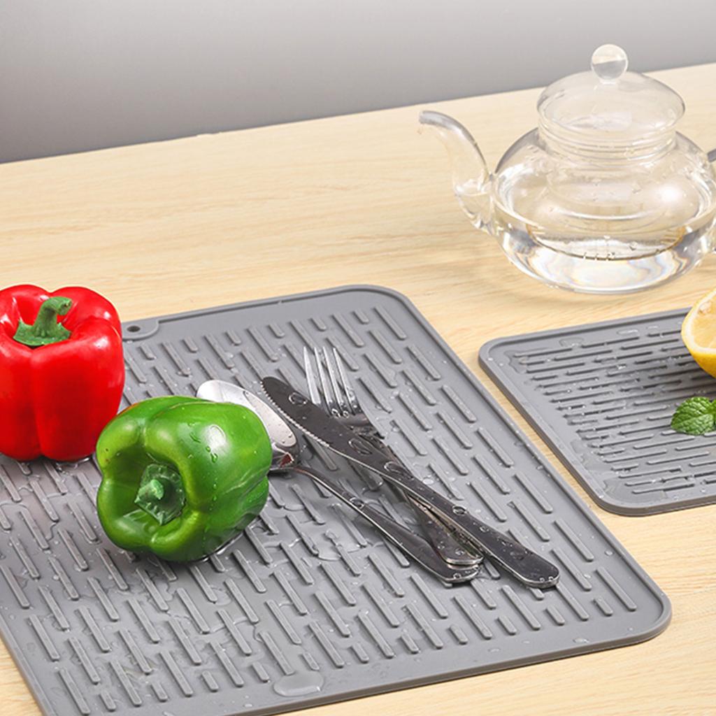Heat Resistant Silicone Dish Draining Mat Easy to Use Silicone Dish Draining Mat Quick Drying and Heat Resistant Mat