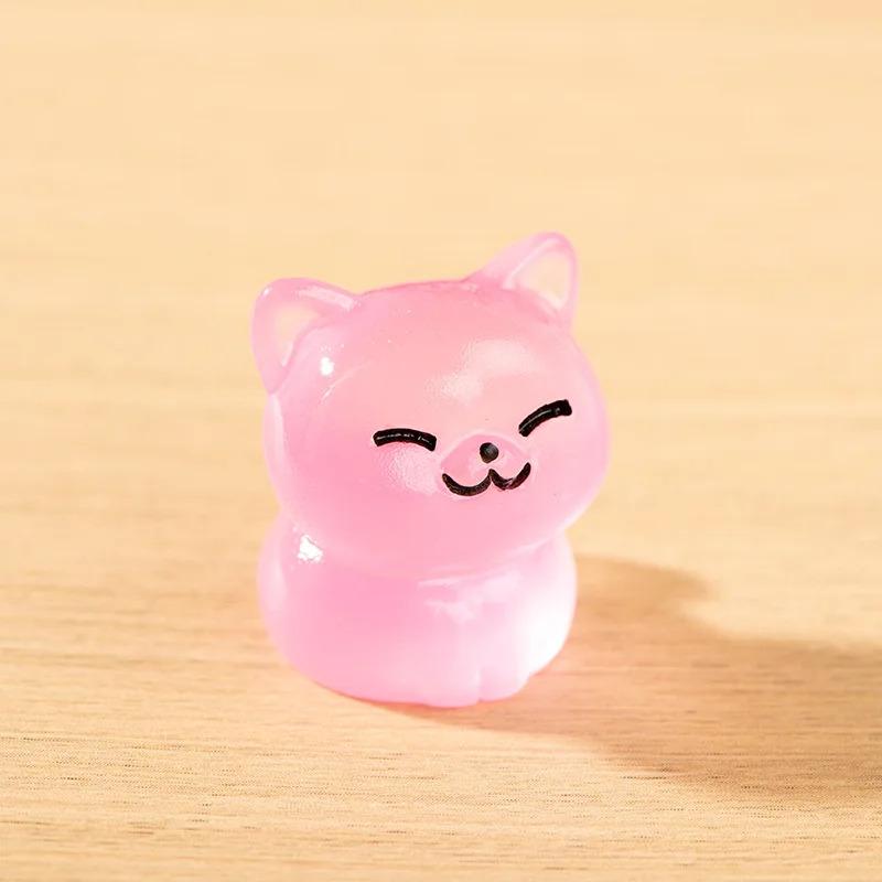 5/10/15-Piece Mini Lucky Cat Set Glow-in-the-Dark Edition Dollhouse Accessories Luminous Cat Home Desktop Decor