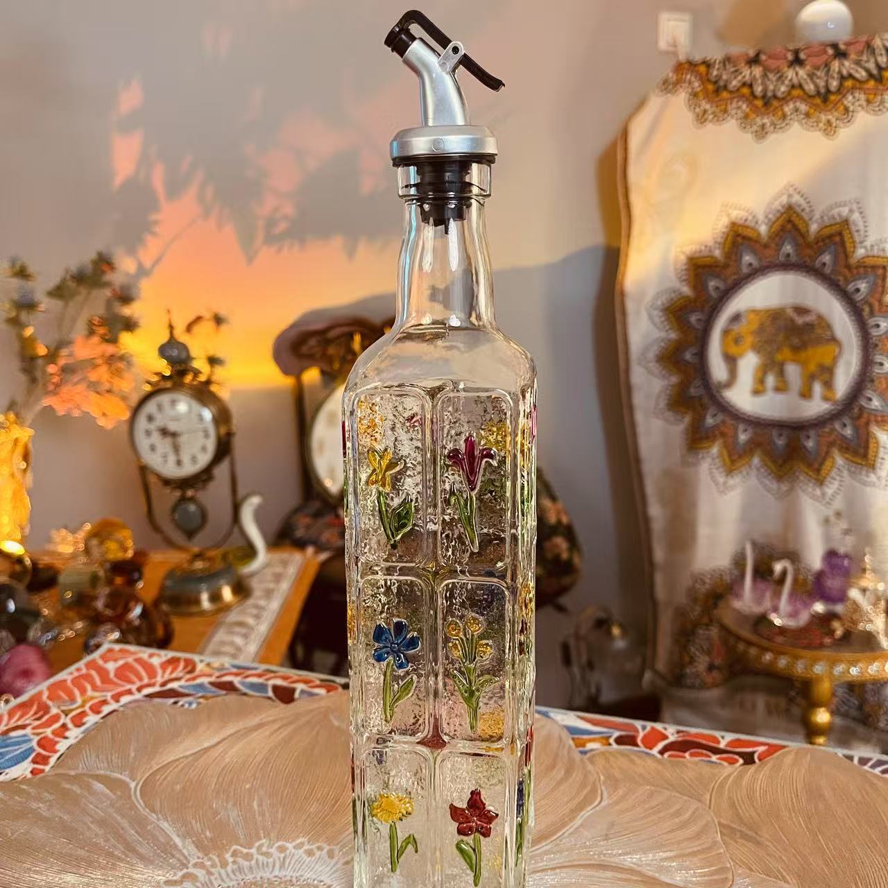 Kitchen Hand-painted Relief Vinegar Bottle Oil Pot,High-value French Home Seasoning Bottle Soy Sauce Bottle,Retro Square Pattern