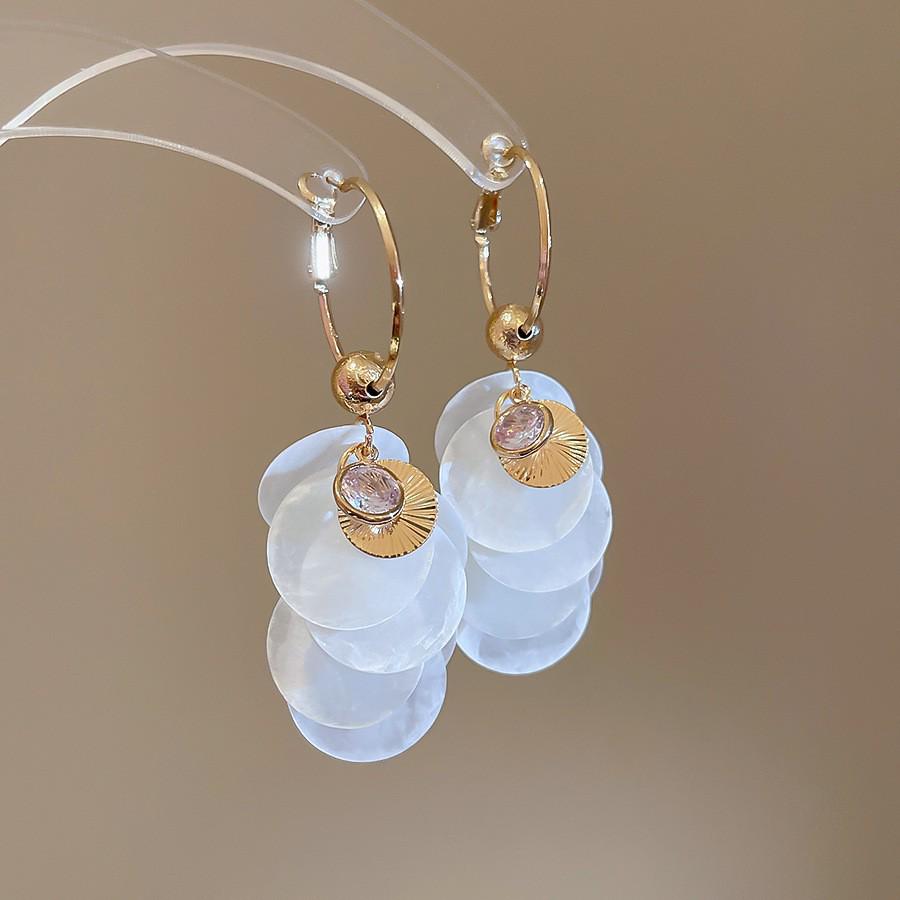 Silver Needle Cat's Eye Stone Shell Stud Earrings: Summer Seaside Style Fashionable High-End Women's Jewelry.