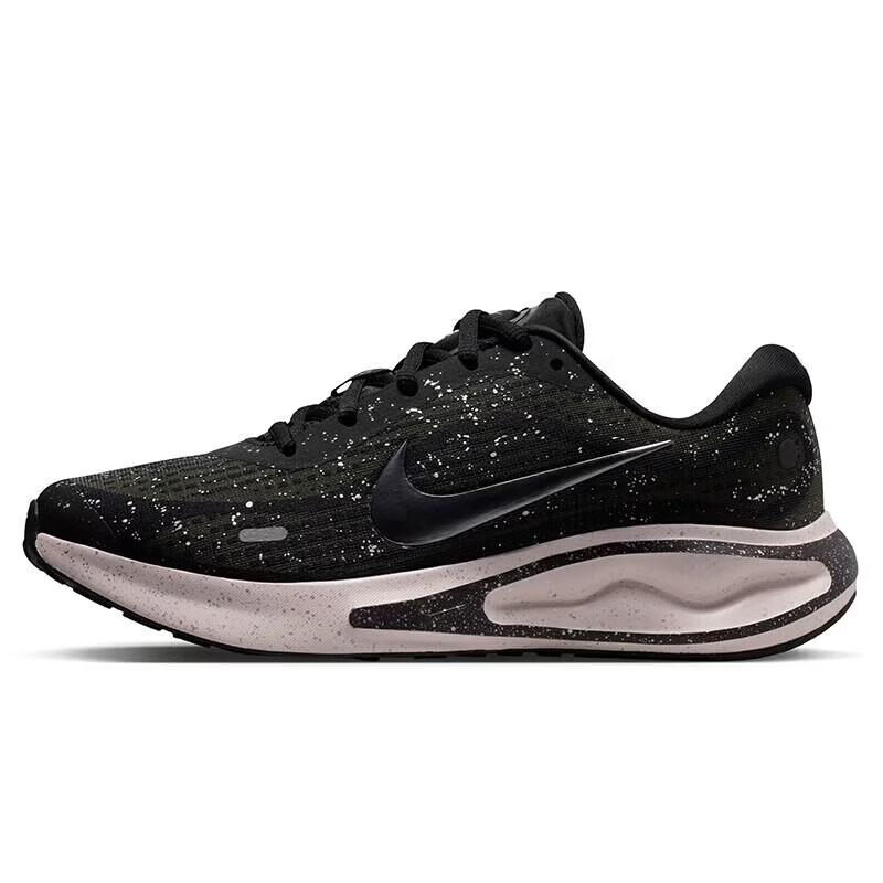 Женские беговые кроссовки Nike JOURNEY 37.5