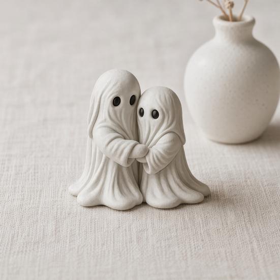 Halloween Hugging Ghost Statue, Resin Ghost Table Ornament, Cute Healing Ghost Statue Desktop Decoration, Healing Ghost Sculpture Art Piece for Home