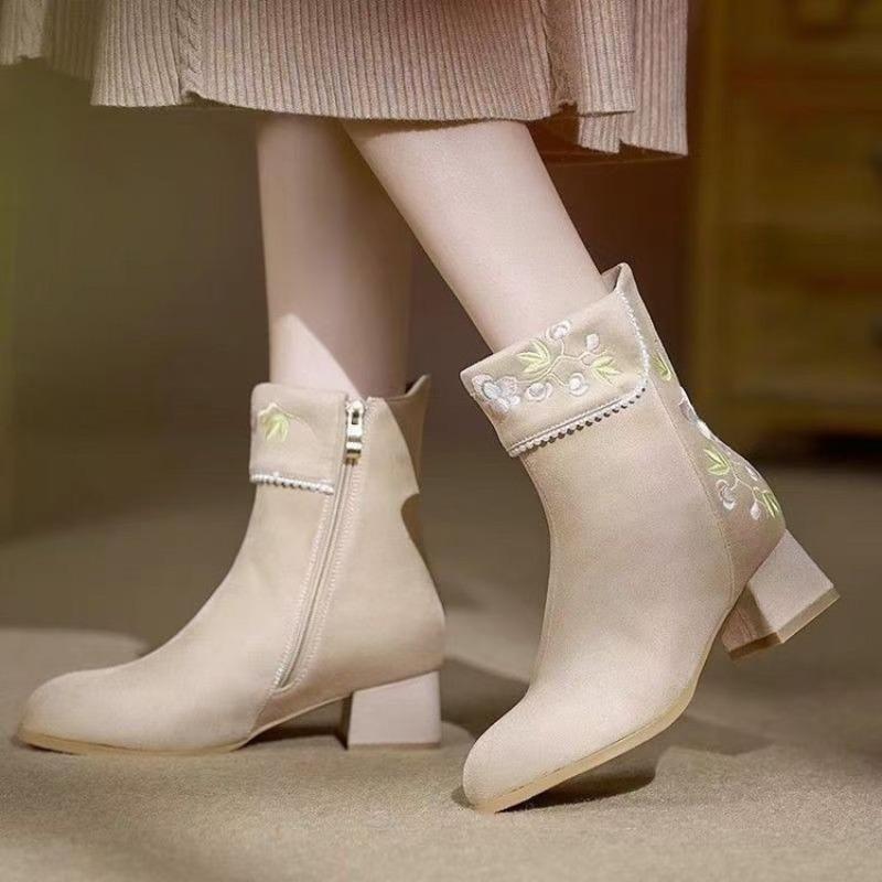Versatile Shoes with Added Padding, Thick and Chunky Heels, Retro Style Mid-calf Boots, Cotton Boots