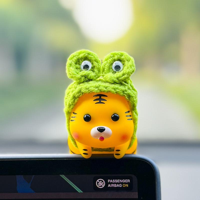 Kawaii Handmade Resin Frogs Green Cartoon Frog Animal Figurines Aquarium/Flowerpot Decoration Home Decorations