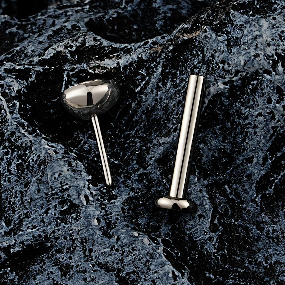 Right Grand ASTM F136 Titanium 18G/16G Threadless Push Pin Flat Back Stud 2/2.5/3/4mm CZ Cartilage Tragus Helix Nose Piercing