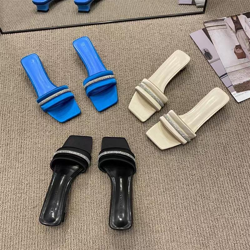 Women's Slippers 2024 New Summer Square Toe Outerwear Fashion Sequined Low-heeled Slippers Flip Flops Pantuflas De Mujer