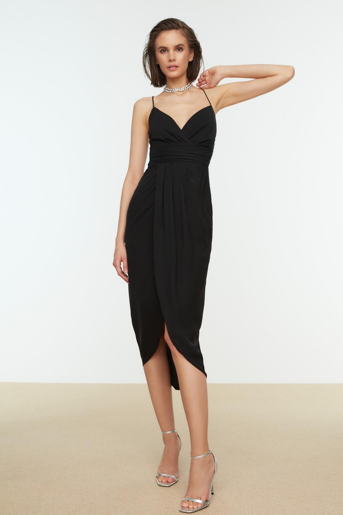 

Черное платье в рубчик TPRSS19BB0420..