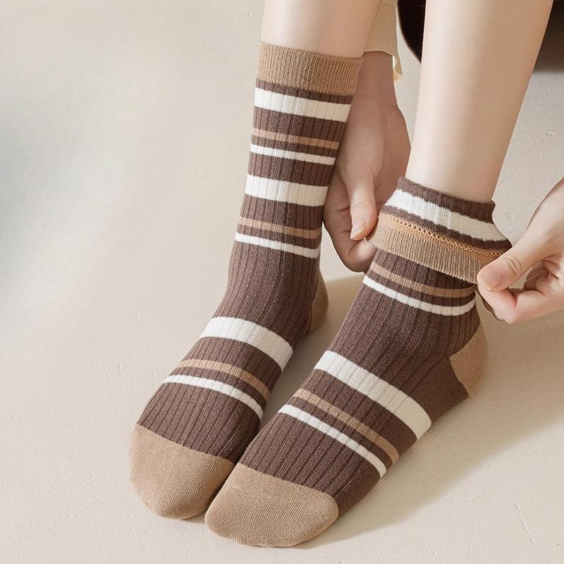 Pure Cotton Socks, Women's Spring and Autumn Mid-calf Socks, Breathable, Sweat-absorbing, Deodorizing Postpartum Socks, Anti-pilling Pile Socks