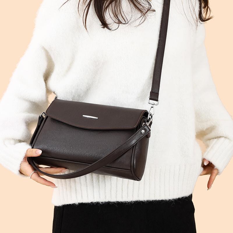 Women's Large Capacity Shoulder Bag Underarm Bag