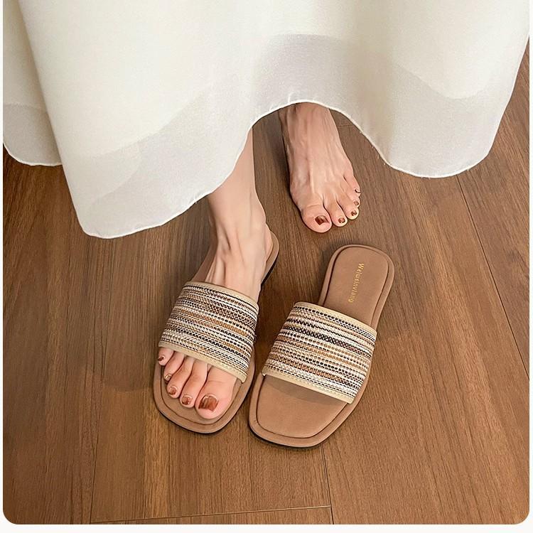Korean version of square head matte color matching woven one-word slippers retro casual versatile skirt flat bottom cool slippers women