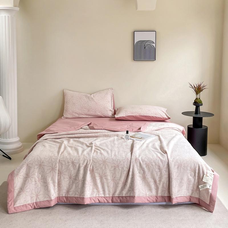 Pure Cotton Three-Layer Gauze Jacquard Summer Quilt Set - Cooling & Comfortable