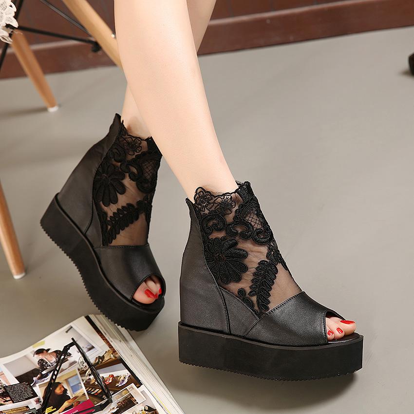 Women's Sweet Lace Peep Toe Wedge Sandals with Hidden Heel