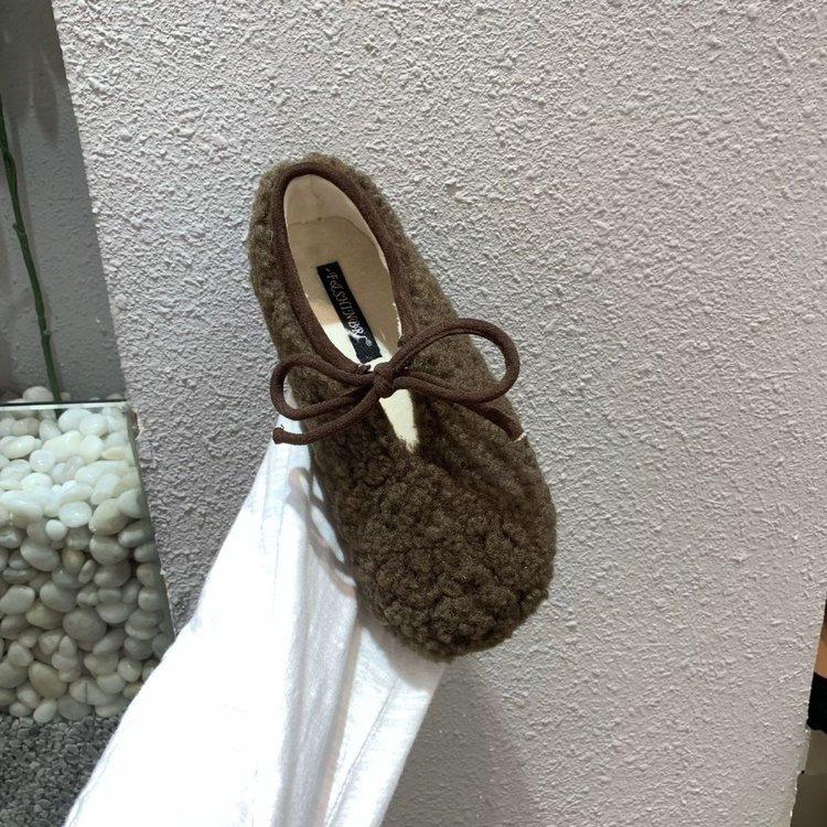 Wool version! Sweet and white round head inner height-increasing fluffy shoes for women outside winter velvet warm bean cotton shoes