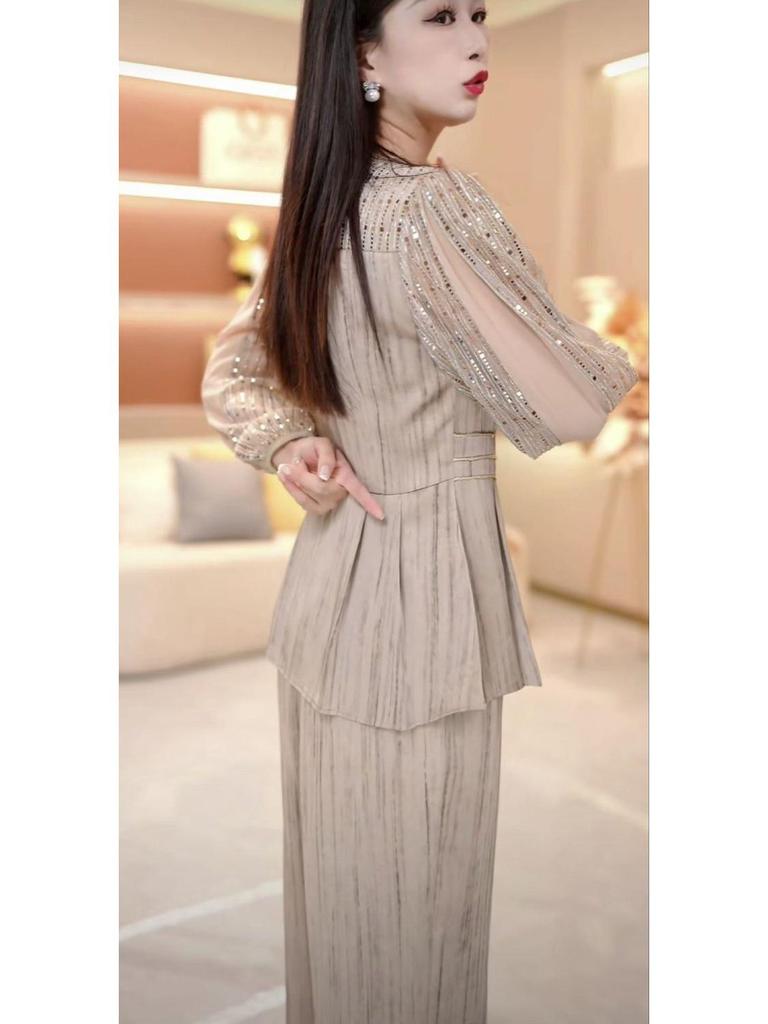 Elegant High-End Two-Piece Set: Slimming Top & Pants for Women, 2025 Spring Collection