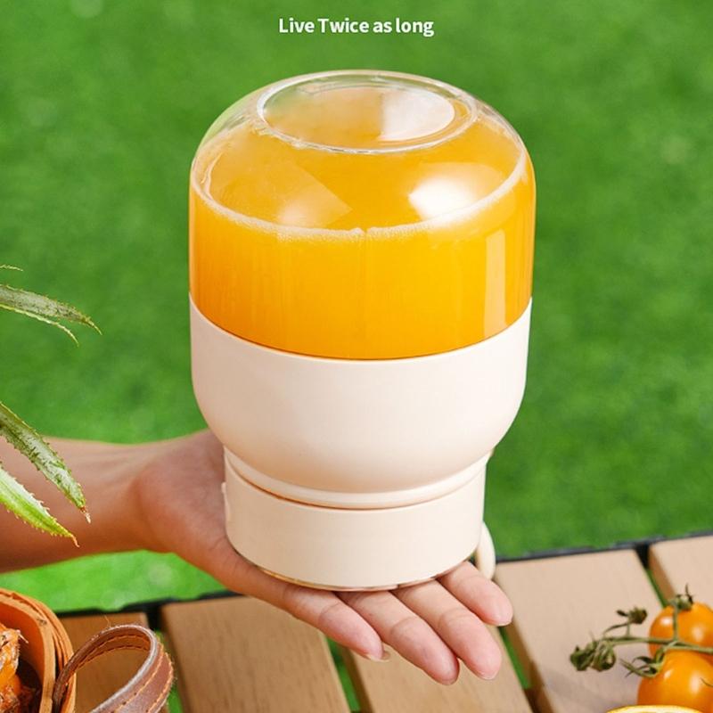 Powerful Mixing Device Small Fruit Juicing Tool Small Juicing Machine Juices Maker Suitable for Indoor and Outdoor Use
