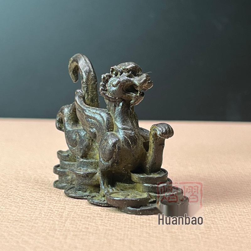 Antique Bronze Curio: Auspicious Flying Sky Pixiu, Wealth Attraction Display Stand for Home or Tea Table.
