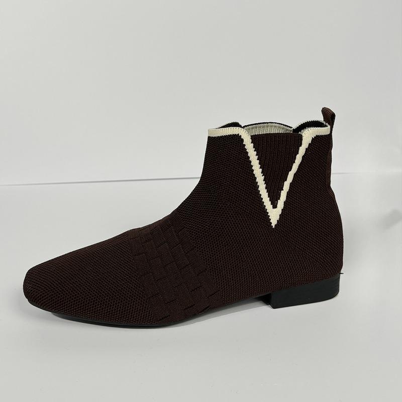 

Крупногабаритные ботильоны с квадратным носком и дышащие носки-гольфы 39 темно-коричневого