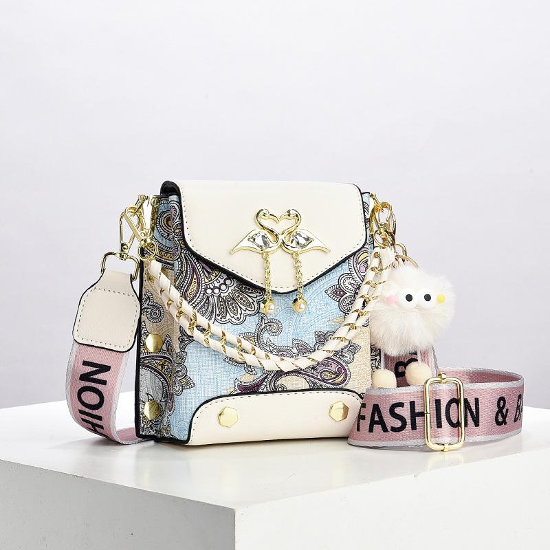 Women's bag 2025 new niche high-end small square bag mini shoulder messenger bag women's bag mobile phone bag women's