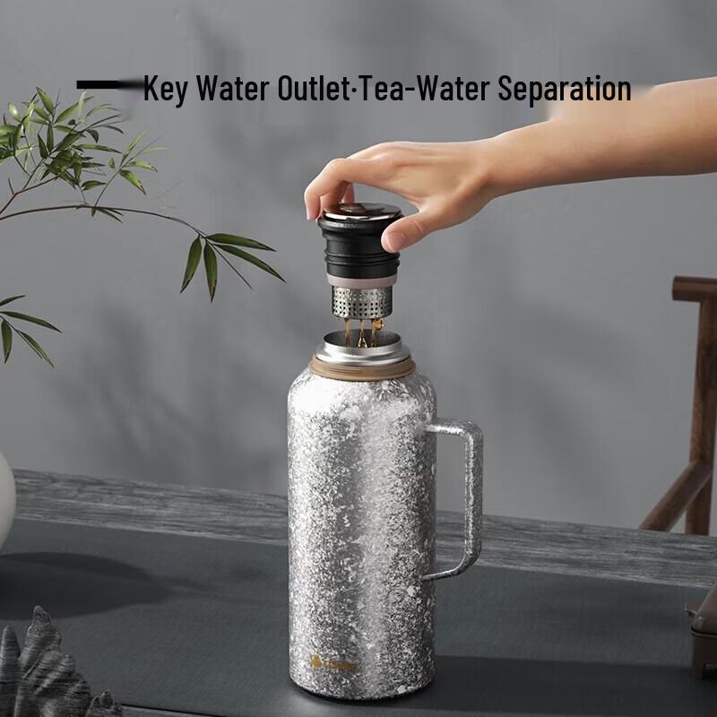 TOMIC 1000ml Pure Titanium Insulated Bottle