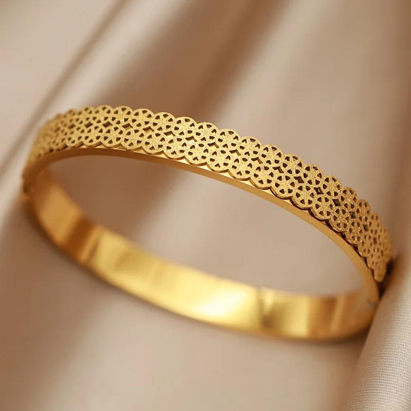 FYSARA Retro Style Double Flower Shape Stainless Steel Bracelet Engagement Zircon for Women Hollow Out Titanium Steel Bangle